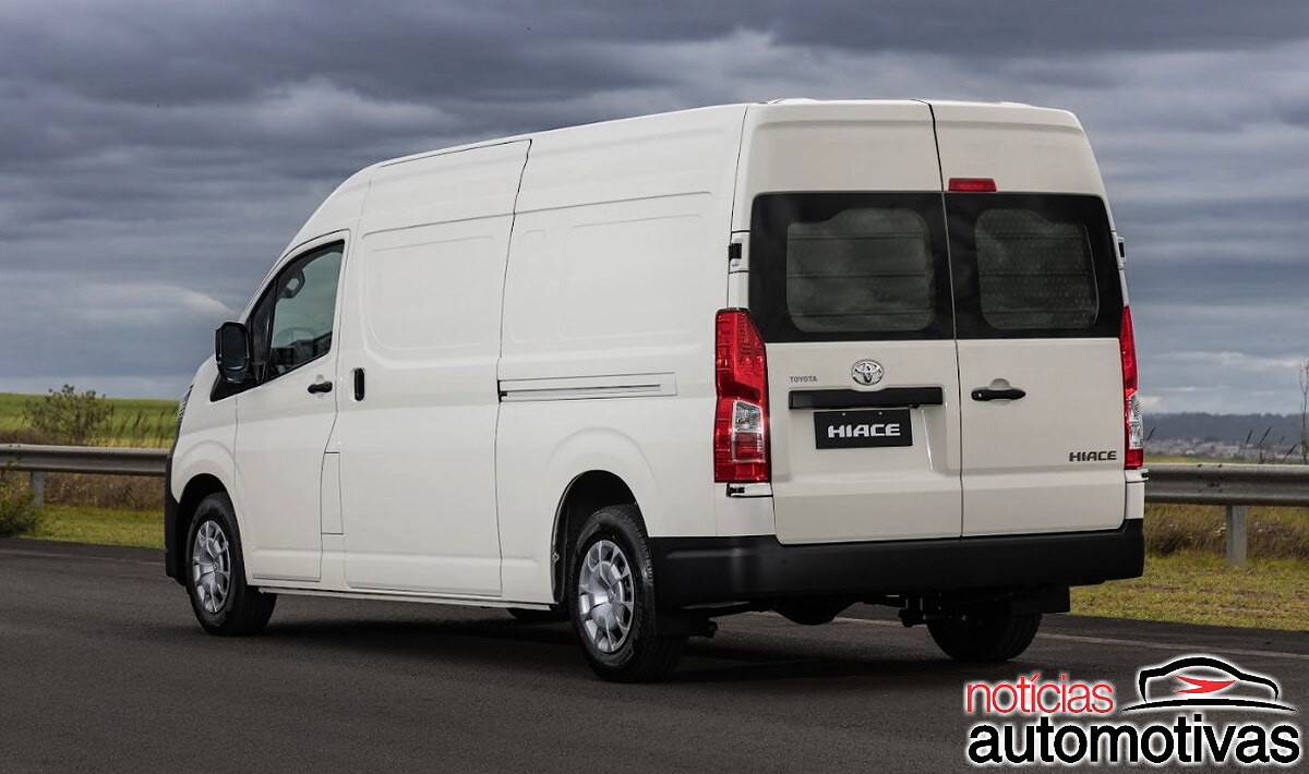 toyota hiace furgão 6