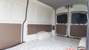 toyota hiace furgão 8