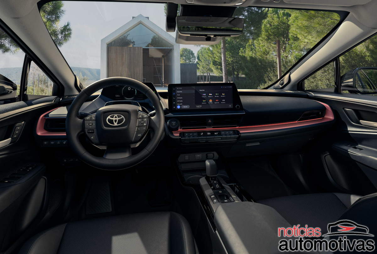 toyota prius 2023 (8)