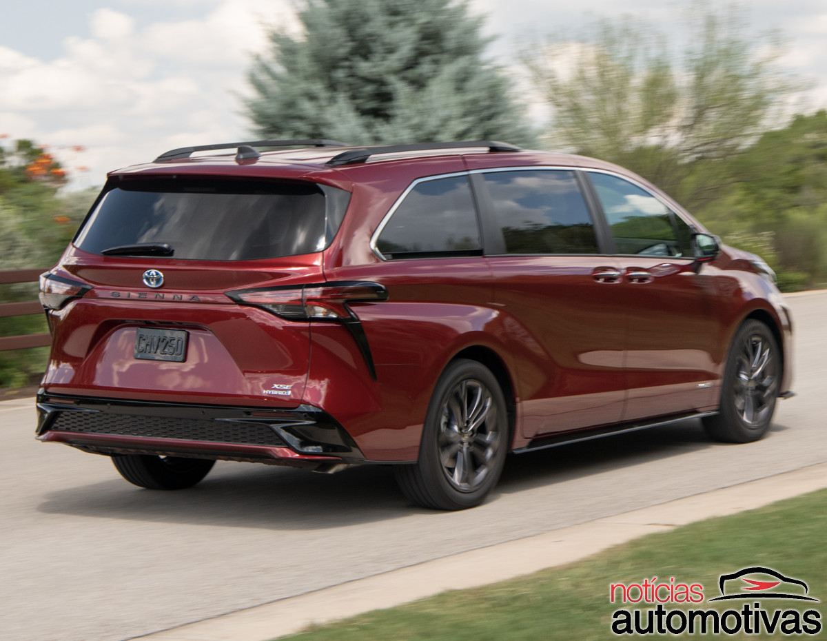 toyota sienna (4) toyota sienna (4)