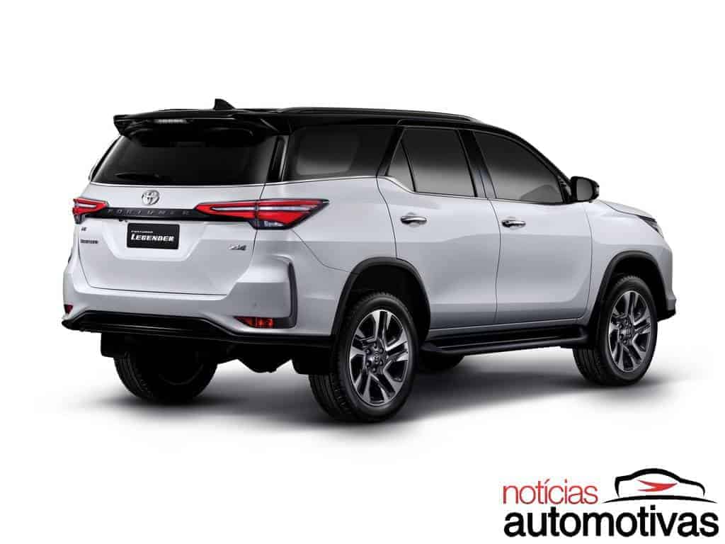 Toyota SW4 2021 é flagrada na Argentina - lançamento em novembro