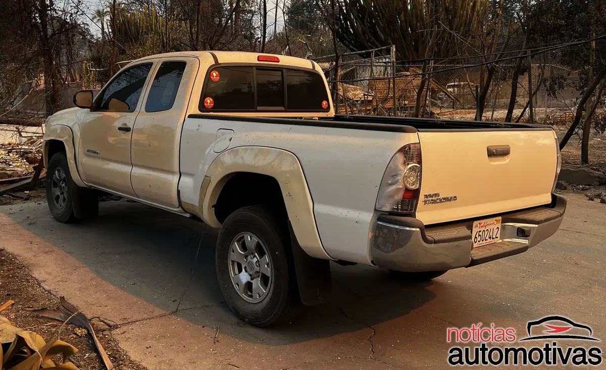 toyota tacoma incendio california (3)