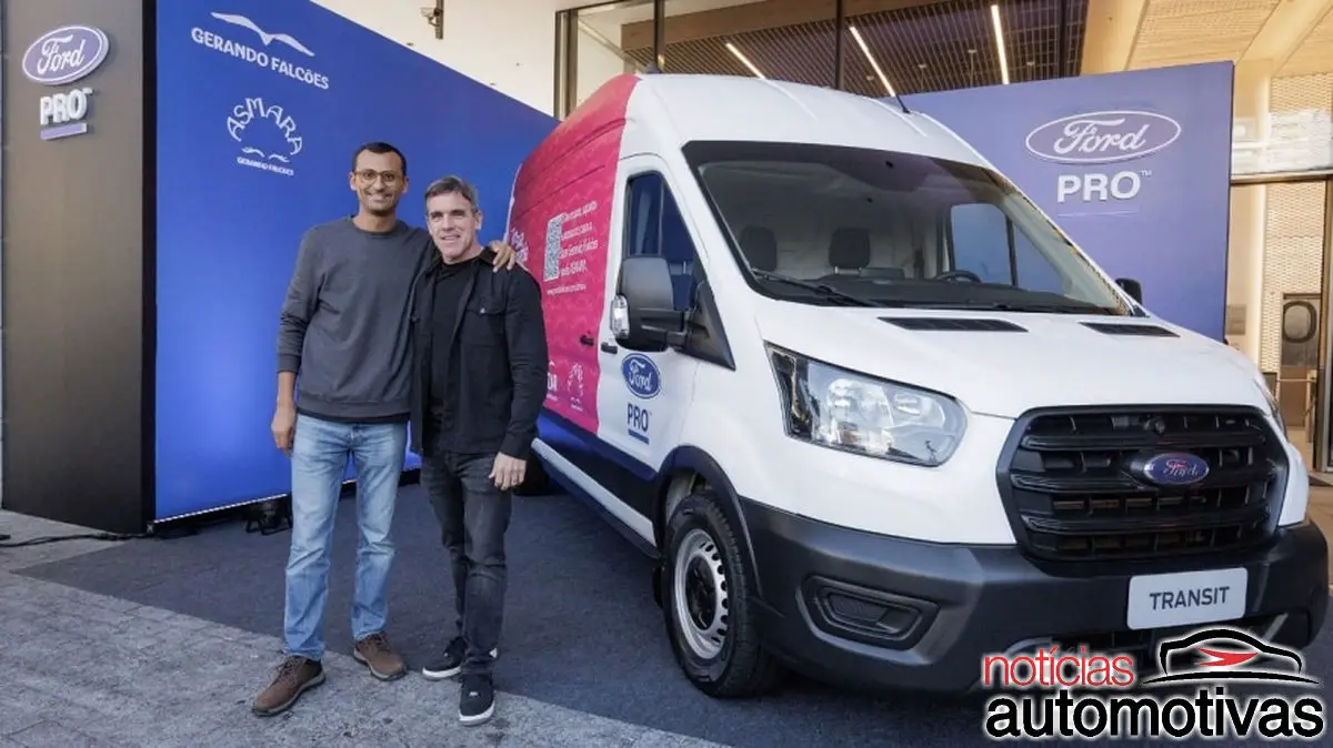 Ford comemora 60 anos da Transit no mercado mundial; van para o Brasil é atualmente montada no Uruguai