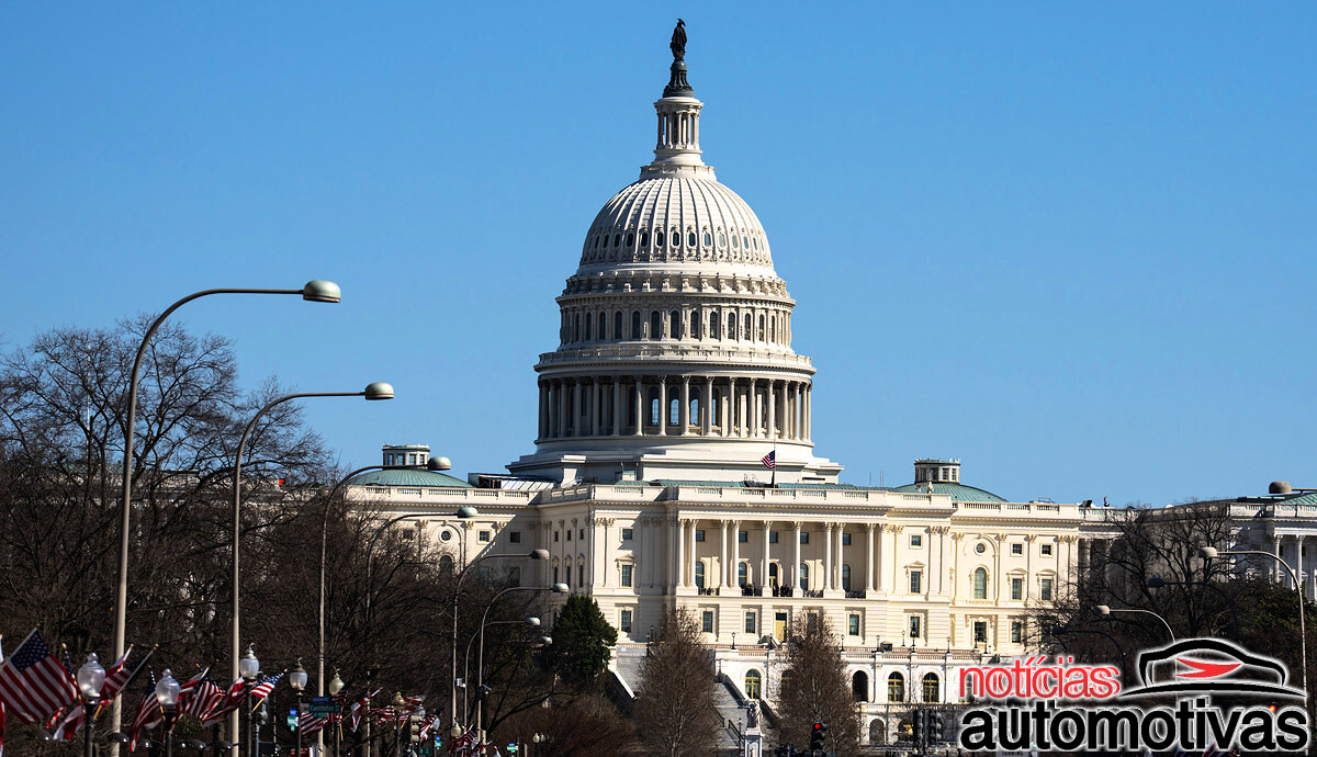Senadores pedem que Trump feche a porta para montadoras chinesas nos EUA e avisam: aceitar fábricas pode virar “crise de segurança nacional”