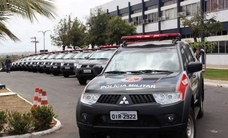 Não sabia que existia esse tipo de carro de polícia no Brasil, já viram? :  r/brasil