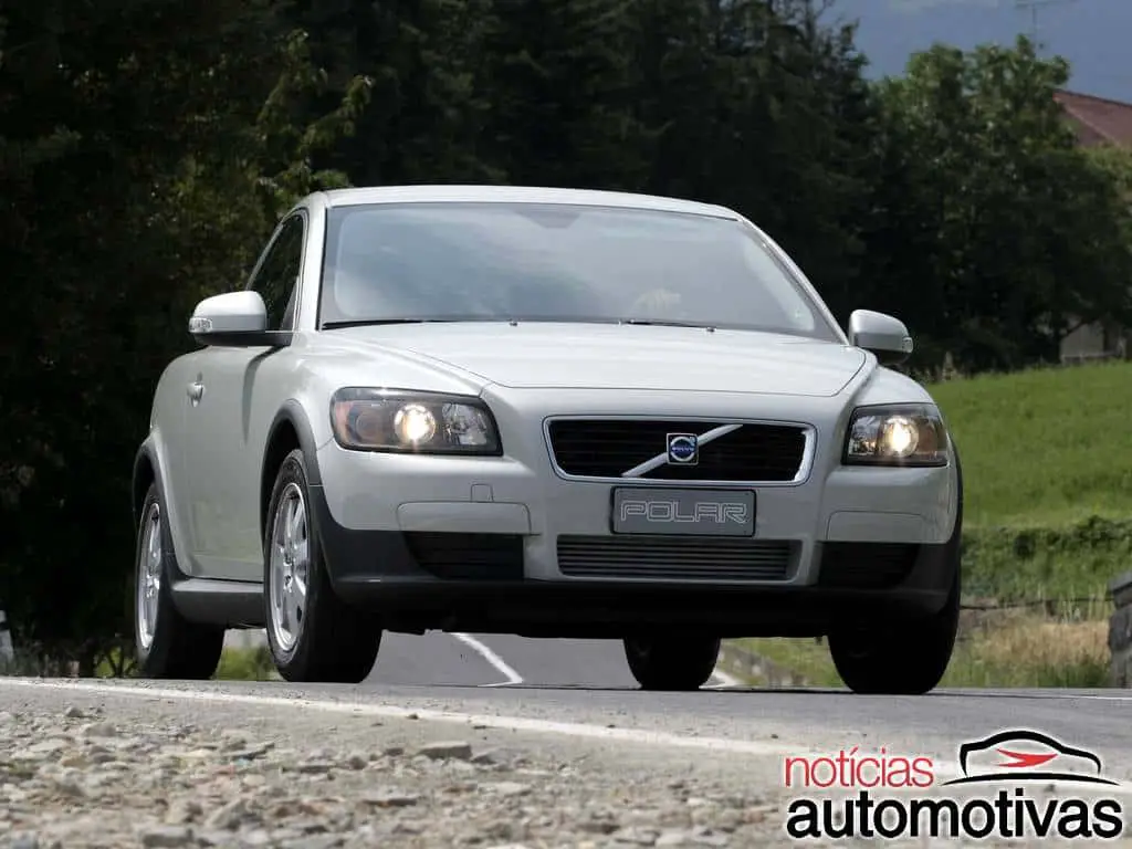 Volvo C30: design, motores, versões e edições especiais 