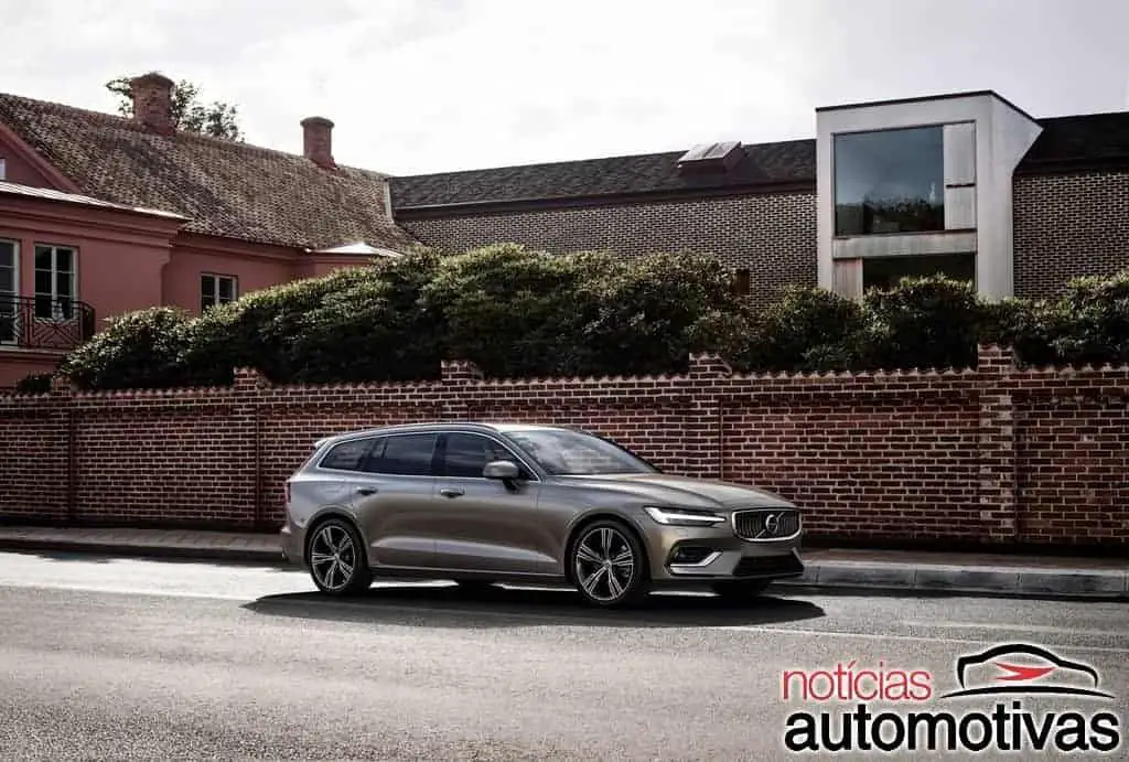 Volvo V60: história, gerações, detalhes e versões especiais 