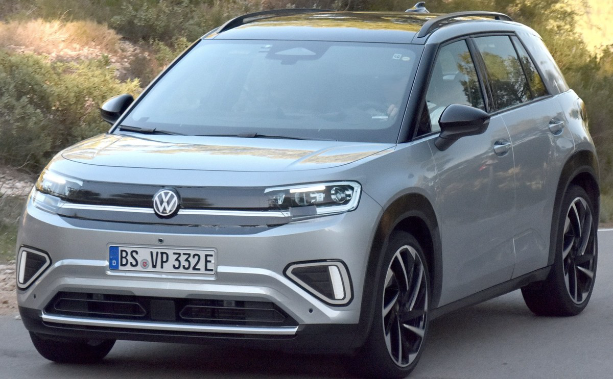 vw id cross flagra (1) vw id cross flagra (1)