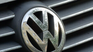 vw logo (2)