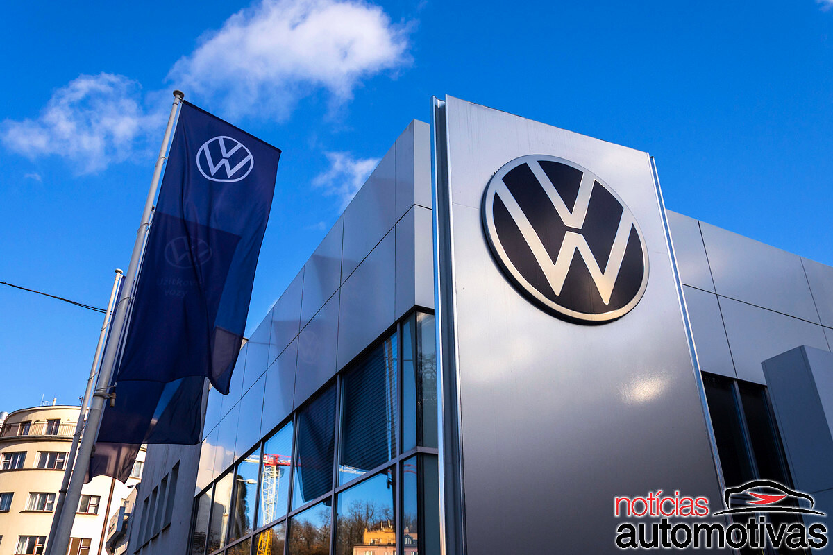 vw logo (3) vw logo (3)