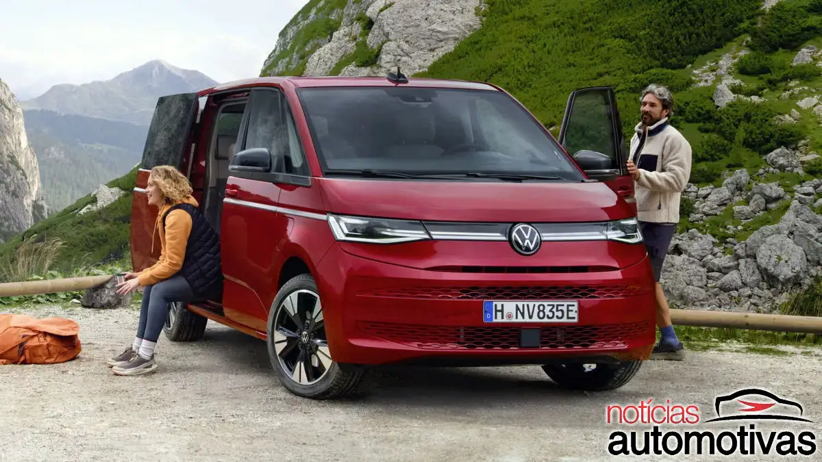 Vans Multivan e Califórnia da Volkswagen agora aparecem como híbridas com autonomia de até 95 km no modo elétrico; dupla de monovolumes é herdeira da Kombi