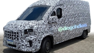 vw t max van flagra 1