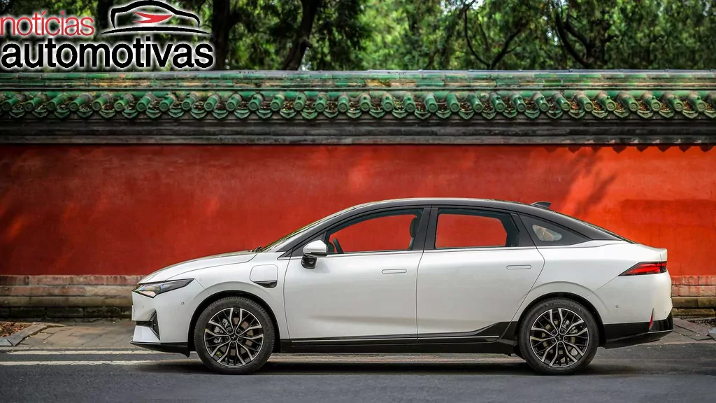 xpeng-p5-3 Xpeng P5 é lançado com laser LiDAR, "cama" e projetor de vídeo